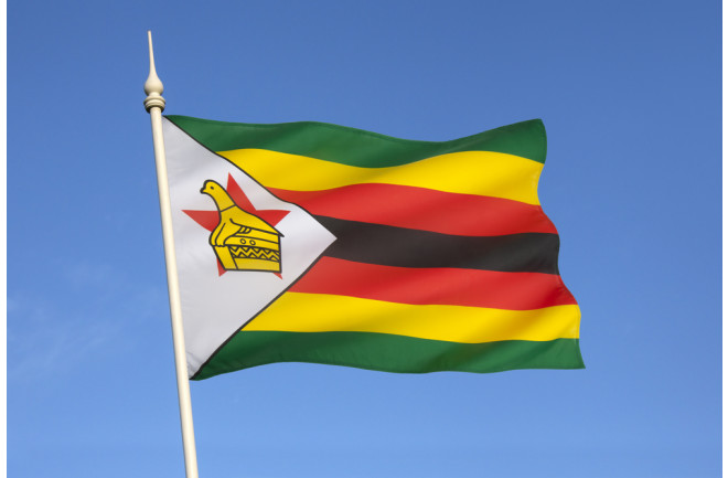 O pássaro do Zimbábue na bandeira